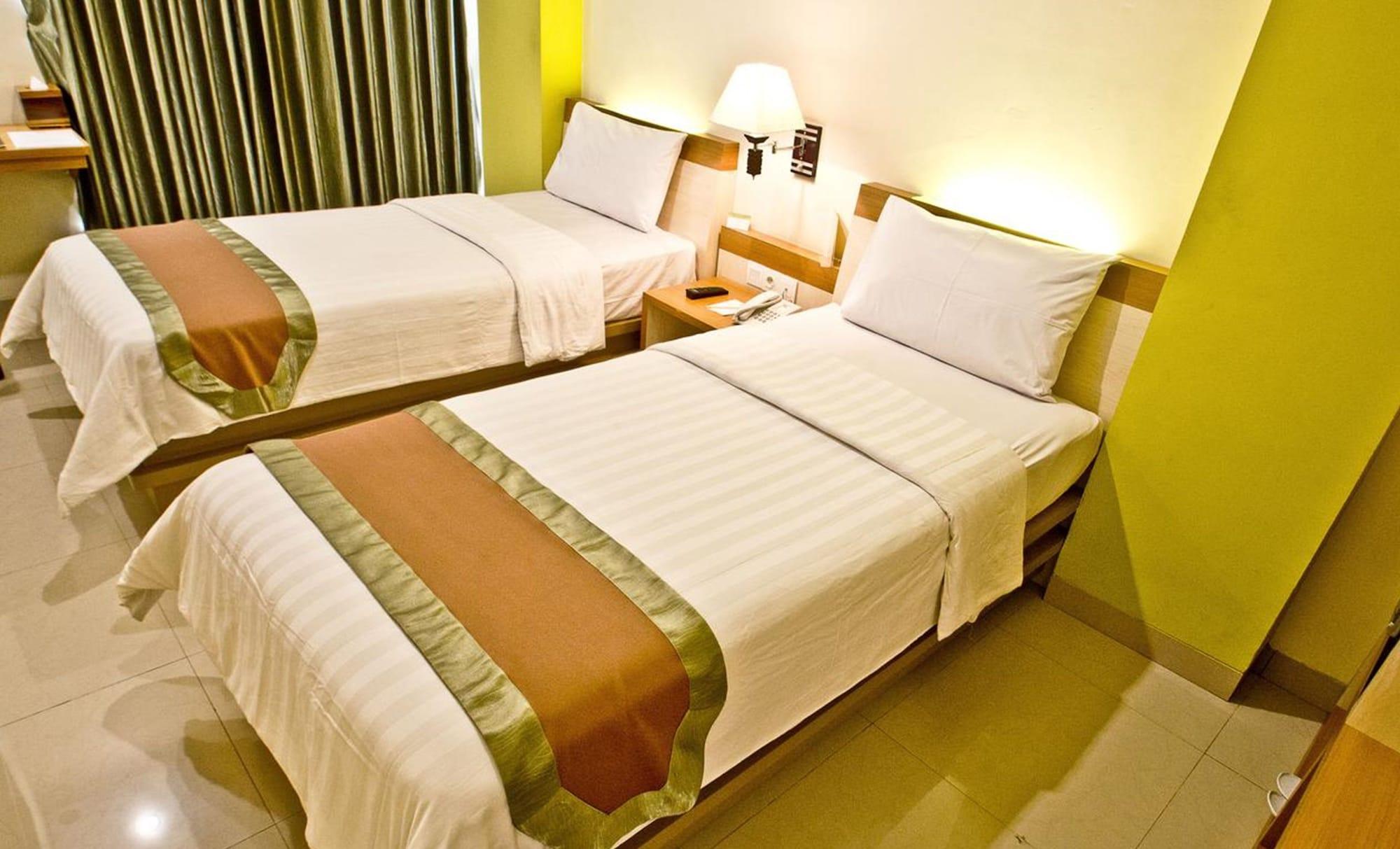 De Batara Hotel Bandung Exteriör bild