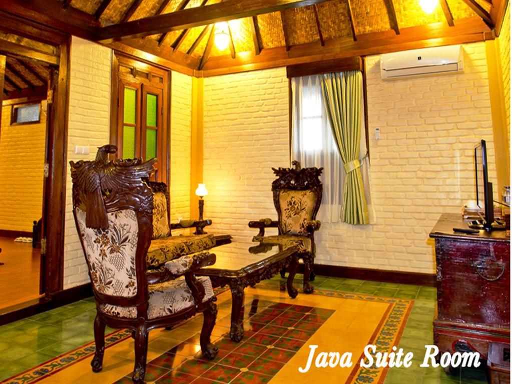 De Batara Hotel Bandung Exteriör bild