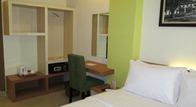 De Batara Hotel Bandung Exteriör bild