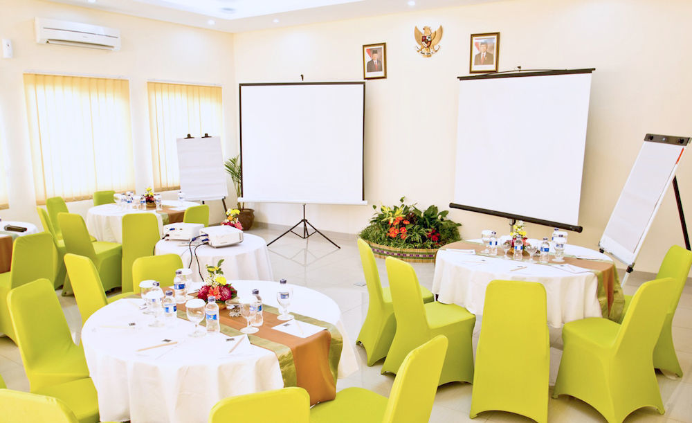 De Batara Hotel Bandung Exteriör bild