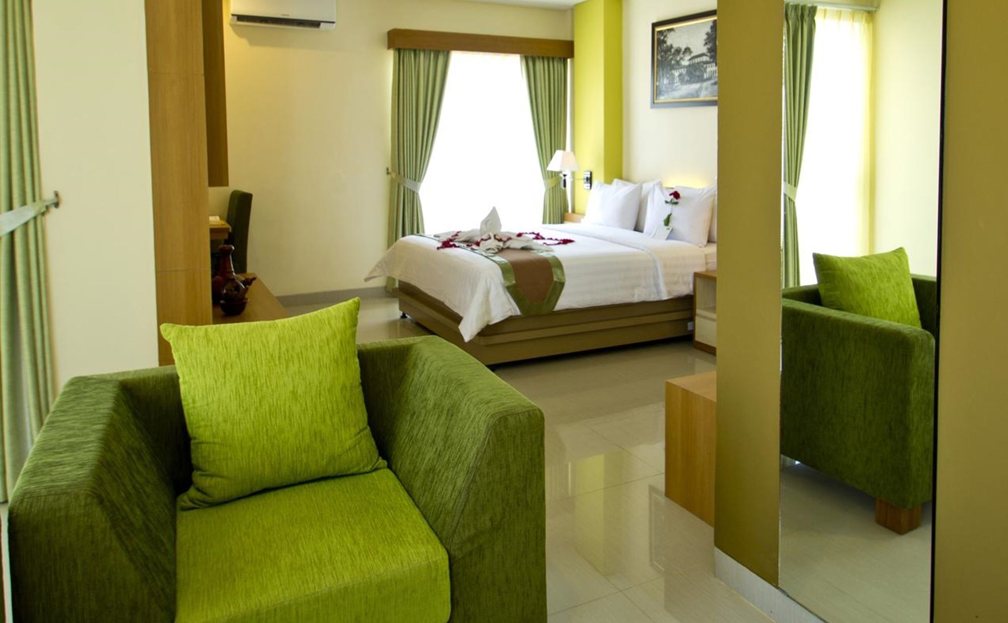 De Batara Hotel Bandung Exteriör bild