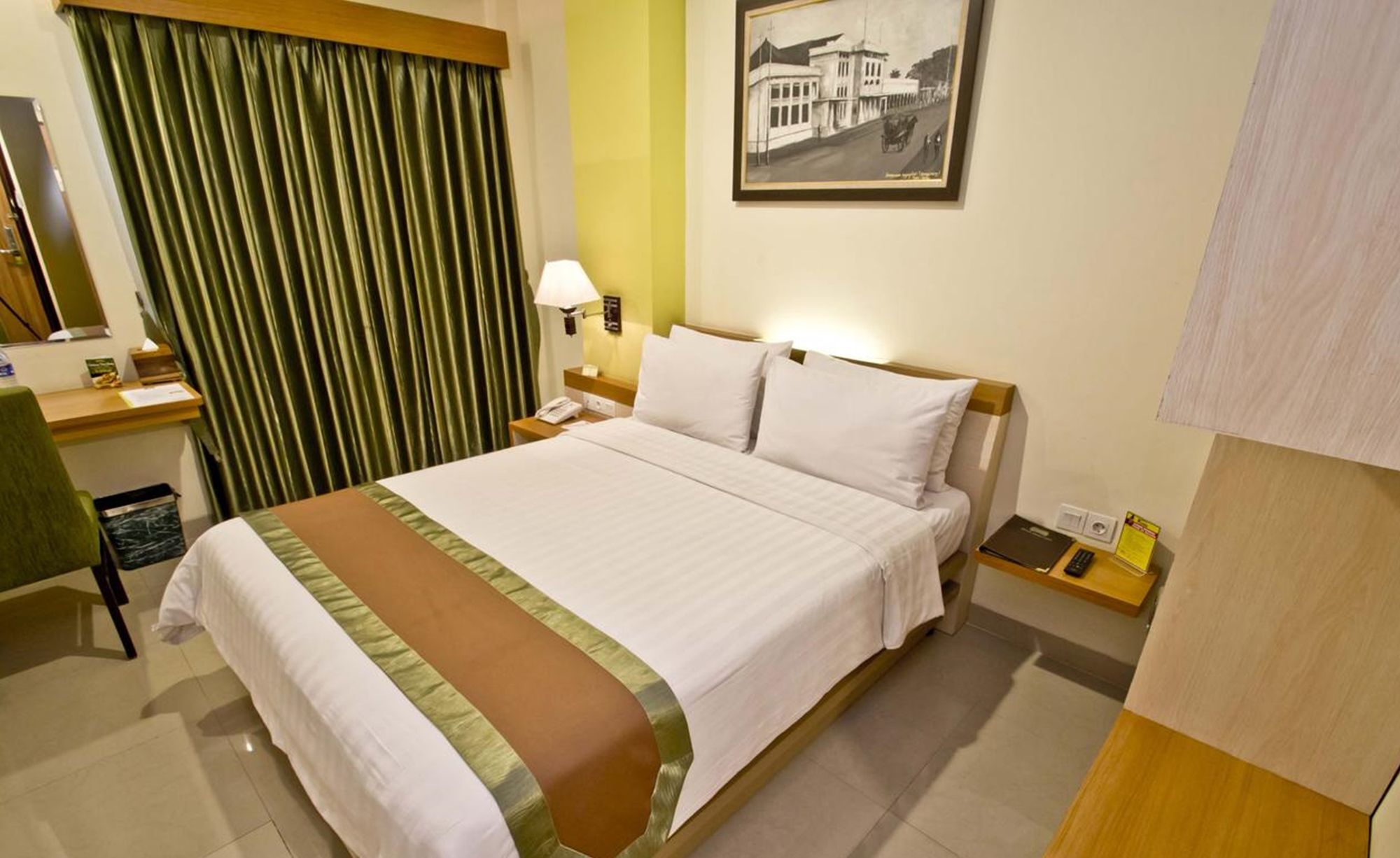 De Batara Hotel Bandung Exteriör bild